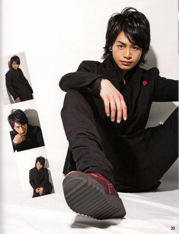File:Ryouta Ozawa Normal.jpg