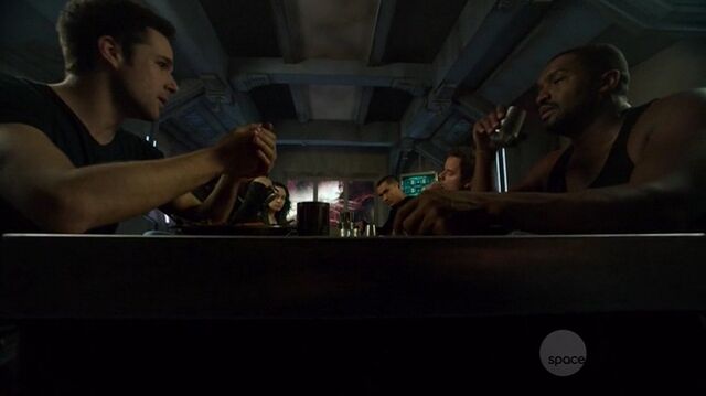 File:S01e01 555.jpg