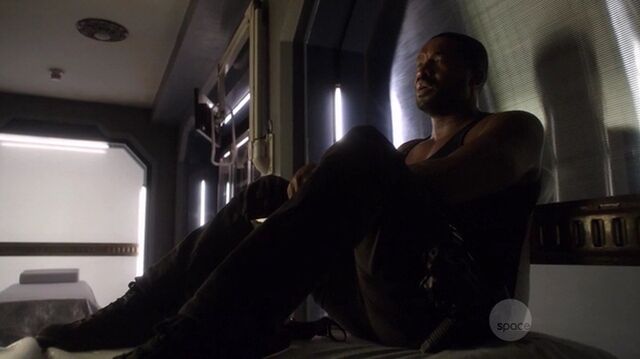 File:S01e01 387.jpg
