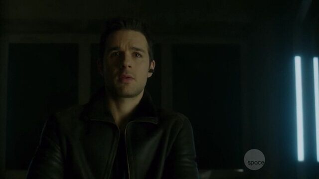 File:S01e01 145.jpg