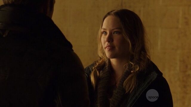 File:S01e01 512.jpg