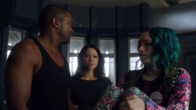 File:S01e01 359.jpg
