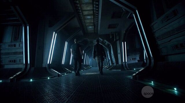 File:S01e01 126.jpg