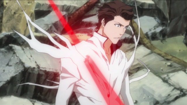 File:Aizen cut by Urahara.png