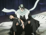 Byakuya catches his sister