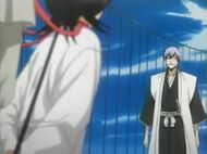 Gin approaches Rukia