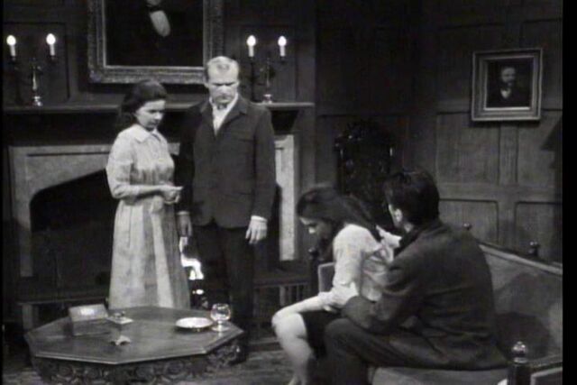 File:DarkShadows127.jpg