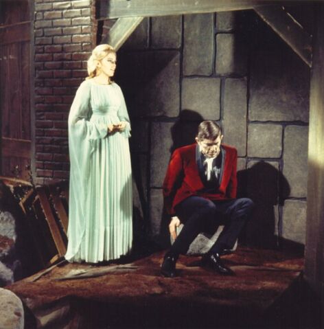 File:618-angelique-barnabas.jpg