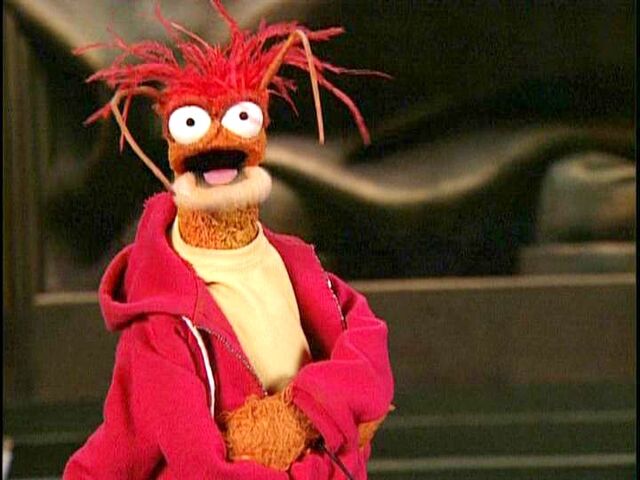 File:005MWO Pepe the King Prawn 010.jpg