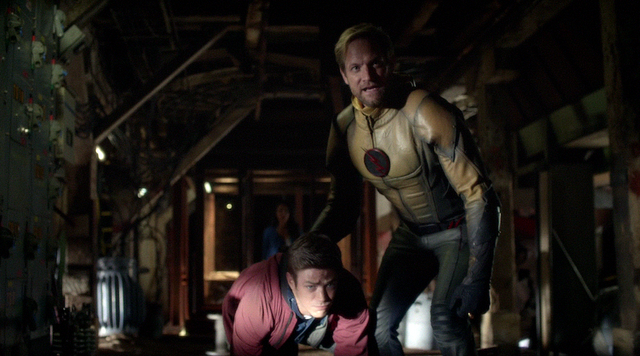 Datei:Thawne und Barry vor der Abreise.png