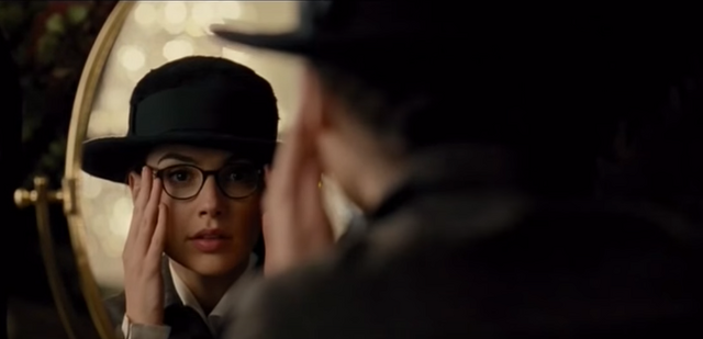 File:Diana tries on glasses.png