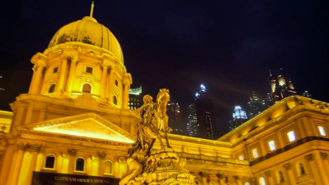 File:Gotham City Opera House.png
