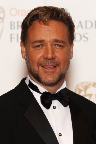 Archivo:Russell Crowe.png