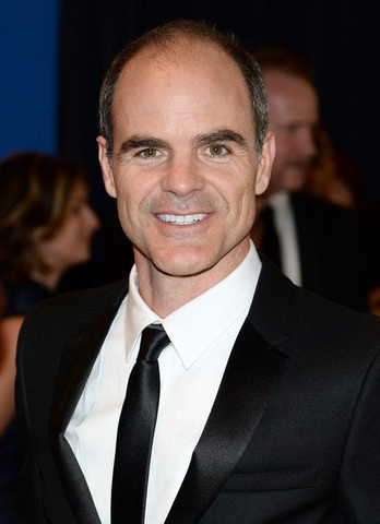 Archivo:Michael Kelly.png