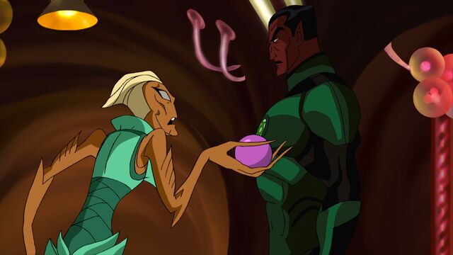 File:Labella and Sinestro.jpg