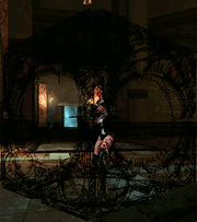 Zatanna caged