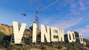 GTA-V-Handbuch Vinewood-Schriftzug.png