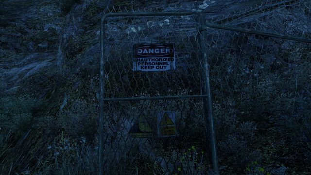 File:Keep out.jpg