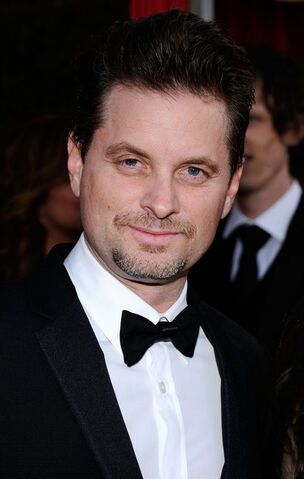 Plik:Shea Whigham.jpg
