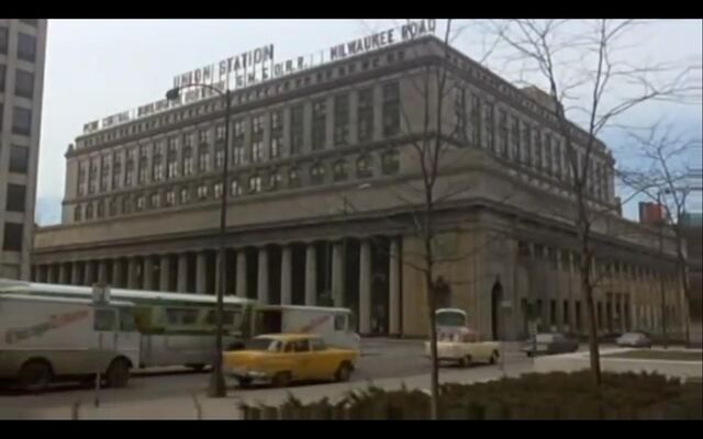 File:Chicago Union Station.jpg