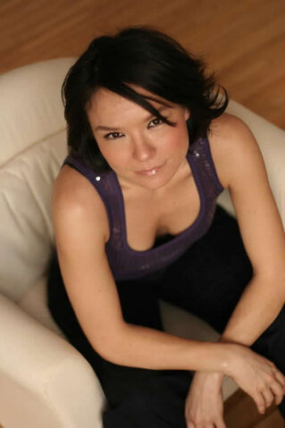 File:Jennifer podemski.jpg