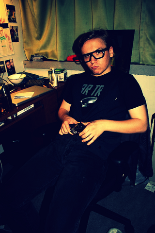 File:Tumblr lbbuvokufQ1qezaqwo1 500.png