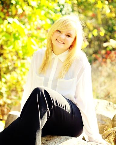 File:Katie's senior pic!.jpg