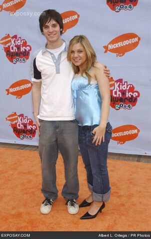 File:Jake-epstein-and-lauren-collins-17th-kids-0Lugi0.jpg