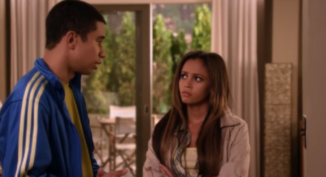 File:Dallasvanessa2.png