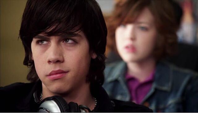 File:Eli goldsworthy.jpg
