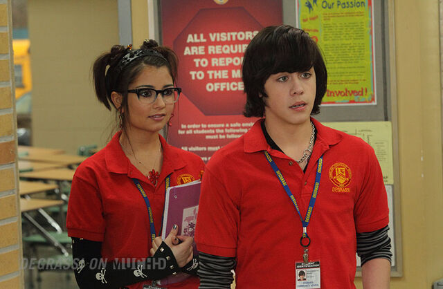 File:Degrassi-episode-1109-10.jpg