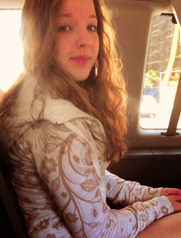 File:Aislinnpaul.png