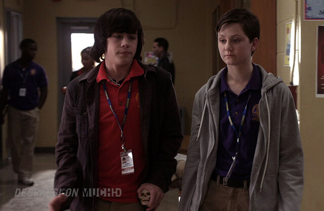 File:Degrassi-lookbook-1107-eli.jpg