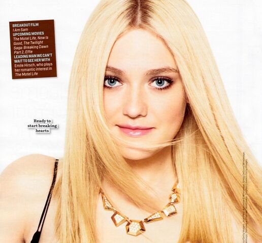 File:Dakotafanningcosmopolitanfebruary20122.jpg
