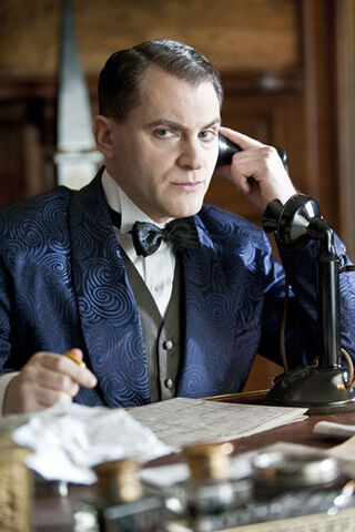 File:Arnold-Rothstein-boardwalk-empire-16730342-330-495.jpg
