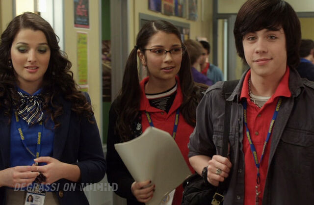 File:Degrassi-lookbook-1114-imogen.jpg