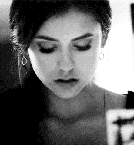 File:Elena-Gilbert-elena-gilbert-22379131-500-542.gif