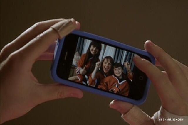 File:Phone20.jpg