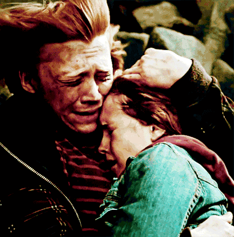 File:Ron-and-Hermione-harry-potter-22952790-500-506.gif