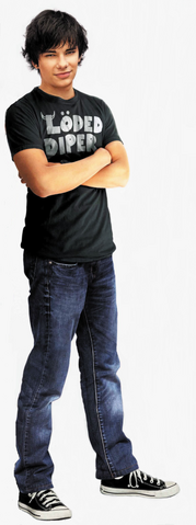 File:Devon-bostick-devon-bostick-23311145-382-1023.png