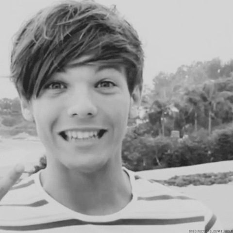 File:Tumblr mf9tg47Vyw1rkt7vho1 500.gif