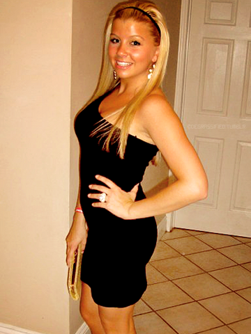 File:Tumblr lcf8pwknTD1qeegx8o1 500.png