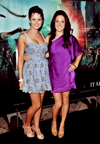 File:Tumblr lo981srpOZ1qazx96o1 400.png