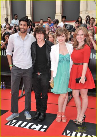 File:Degrassi-much-music-02.jpg