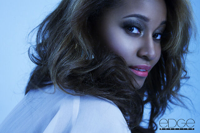 File:AndreaLewis1Edge.jpg