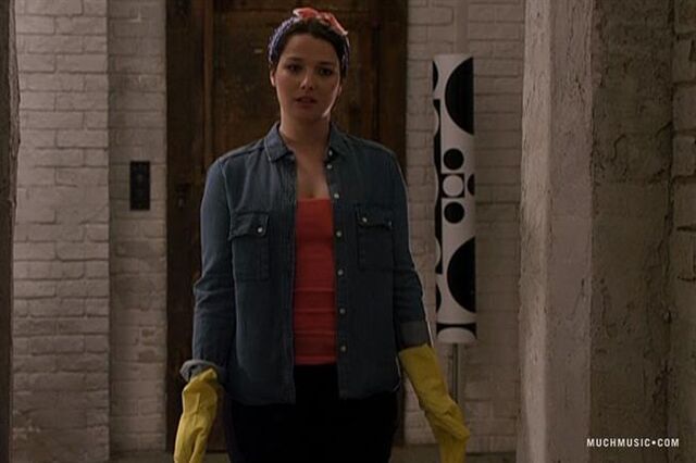 File:Fiona03.jpg
