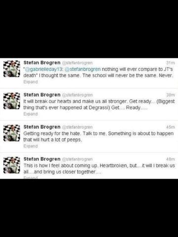 File:Stefan tweets.jpg