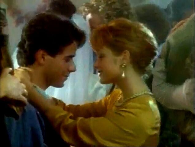File:SOJoey and Caitlin.jpg