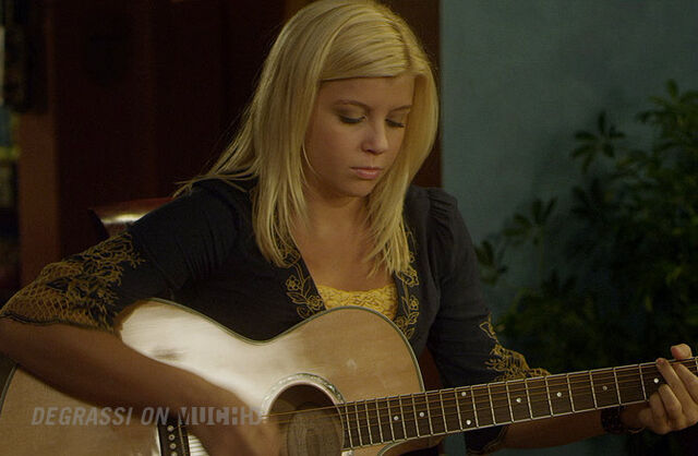File:Degrassi-lookbook-1134-jenna.jpg