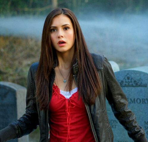 File:Tvd-stefan-damon-and-elena-25731790-634-611.jpg
